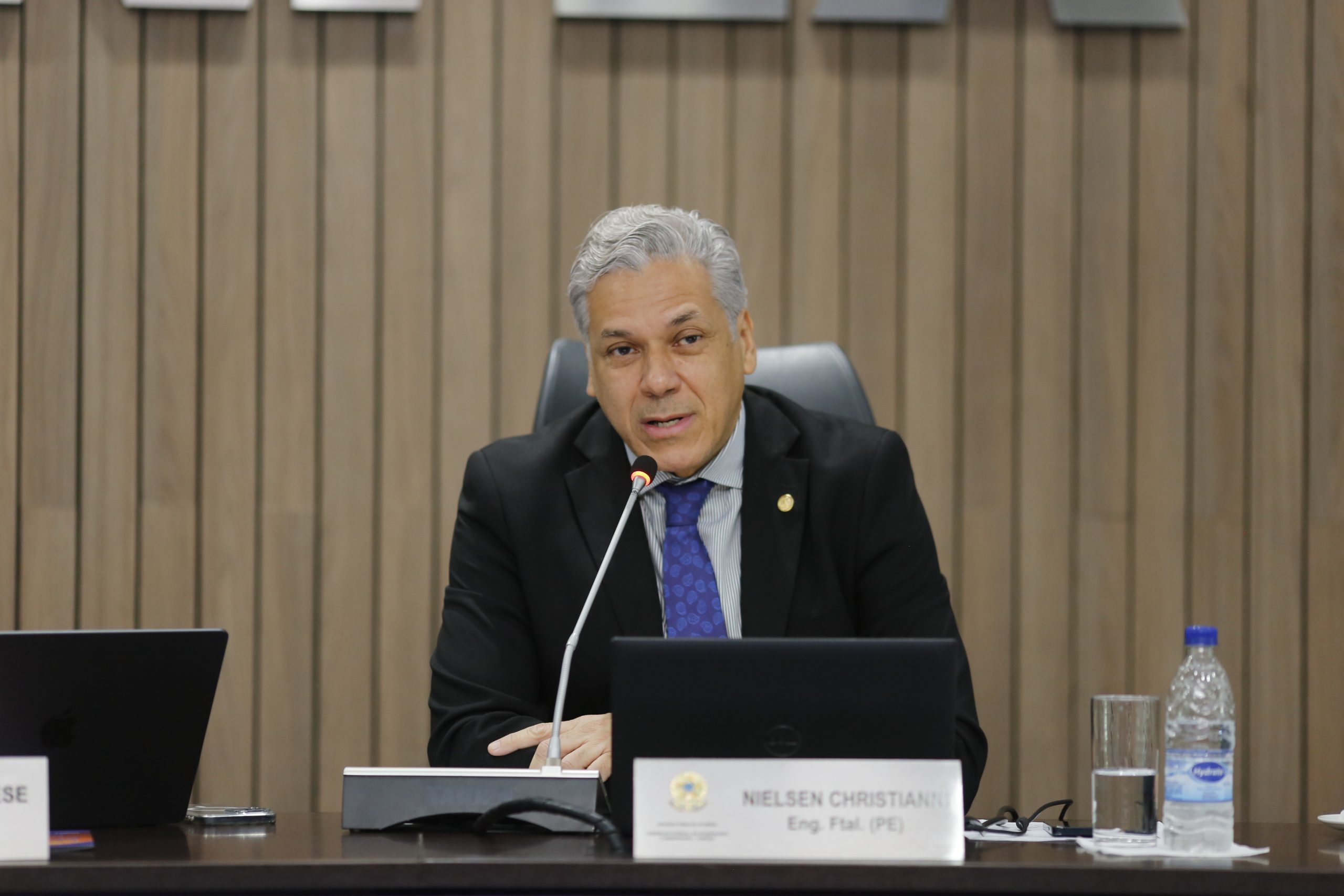 Vice-presidente do Confea, eng. ftal. Nielsen Christianni, defendeu os projetos de lei voltados à arborização urbana