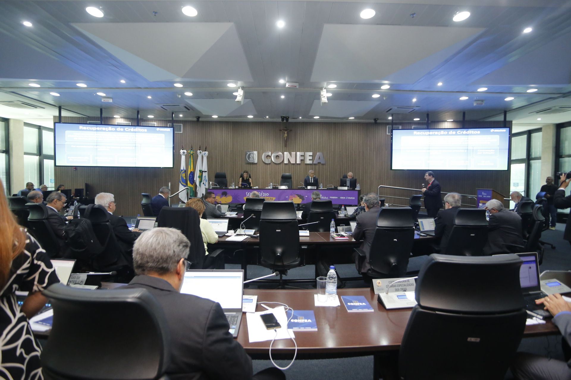 plena-1707-b.jpg