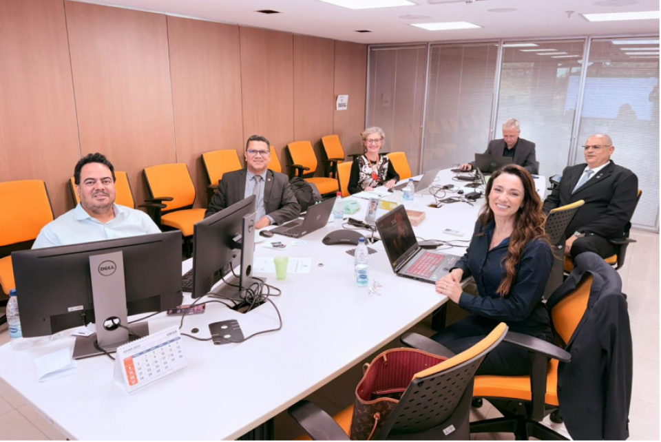 Comissão de Avaliações e Perícias incentiva comunicação sobre a área