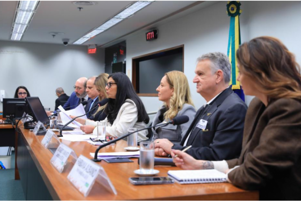 Engenheiros reagem à emenda que autoriza corretores a fazer laudos