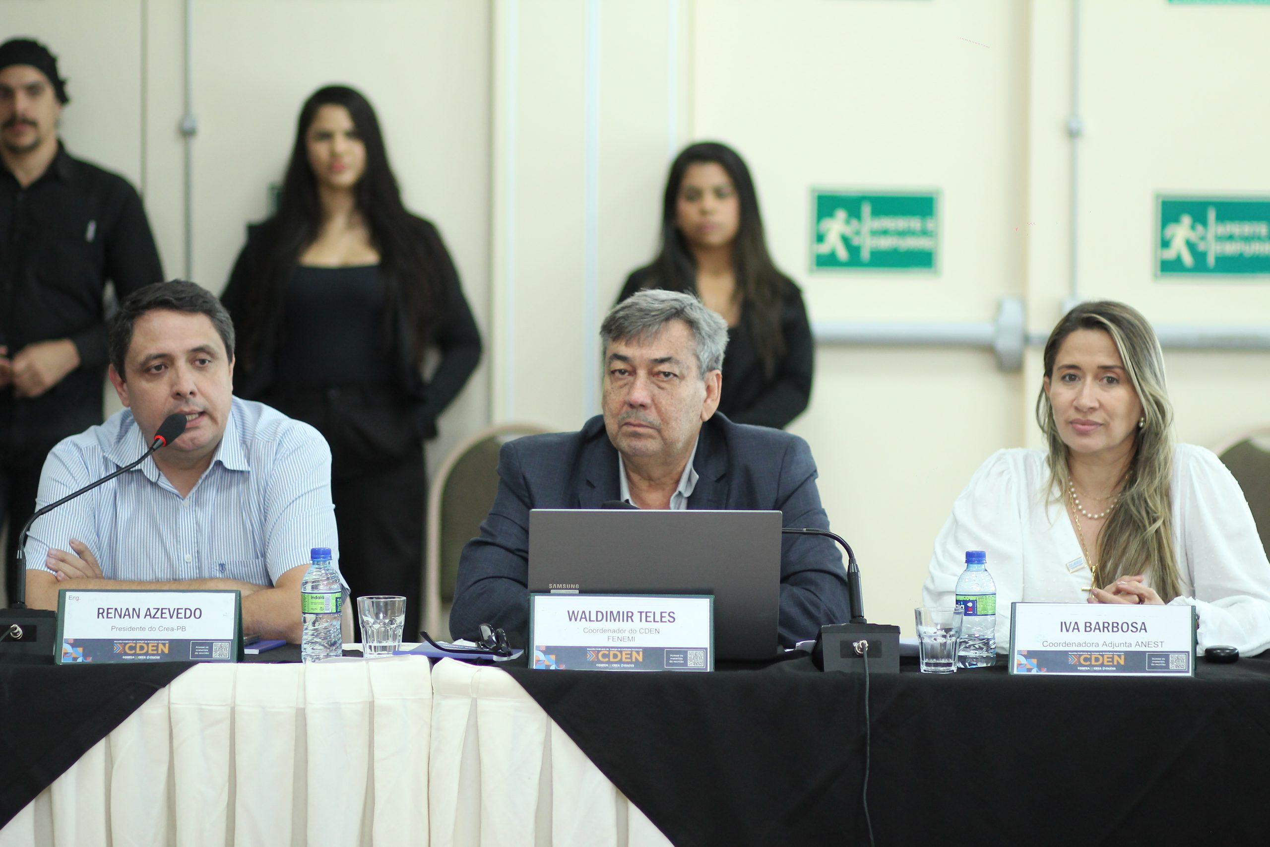 Temas diversificados foram tratados pelo colegiado