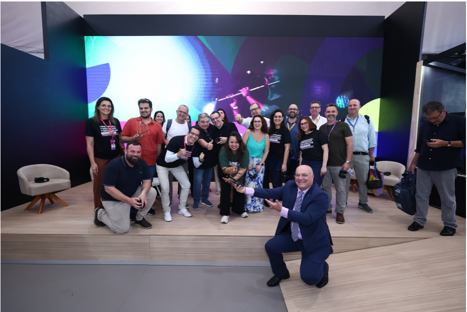 Fiscalização por IA generativa vence Prêmio de Inovação do Confea-X