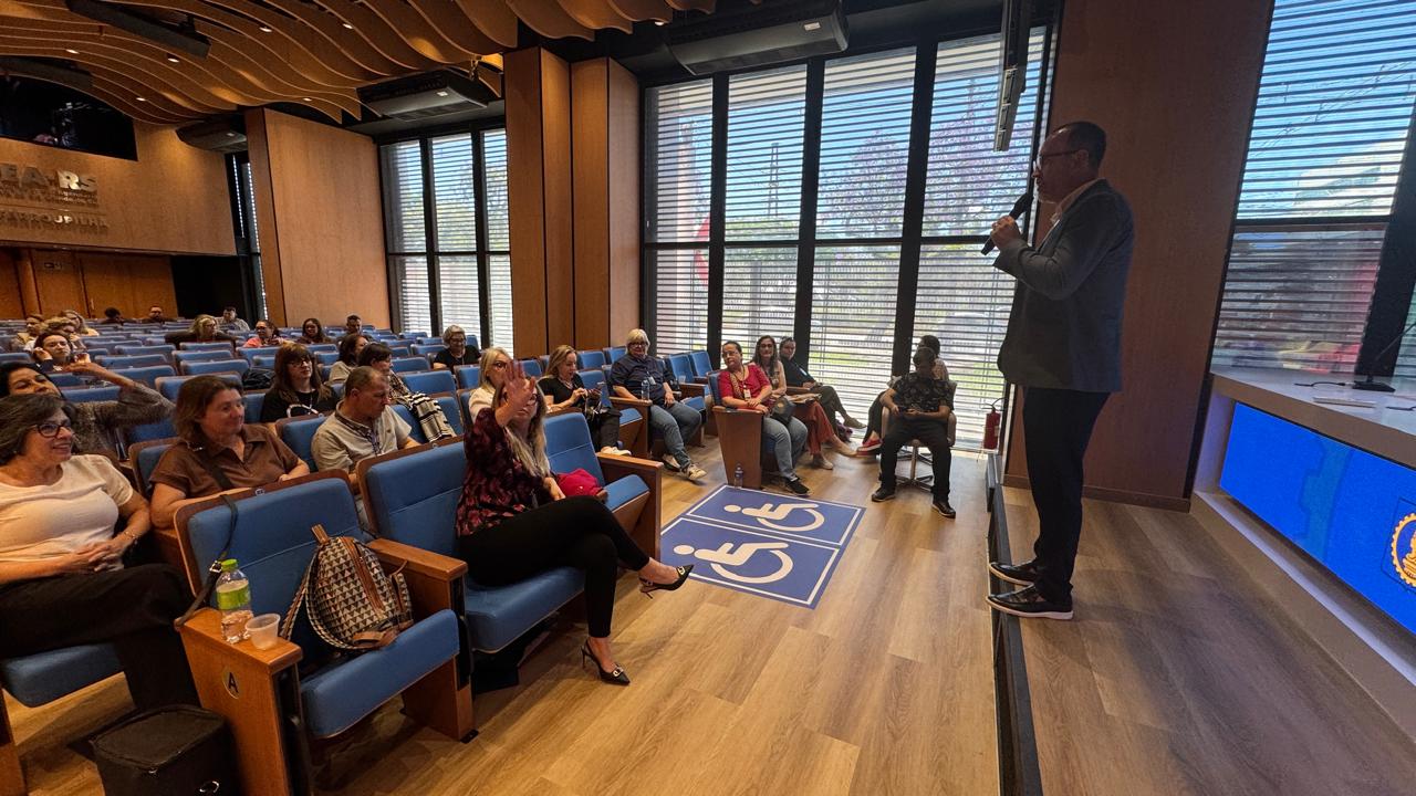 Eng. Prod. Mec. Fábio Chaves, gerente das Inspetorias, participou do treinamento