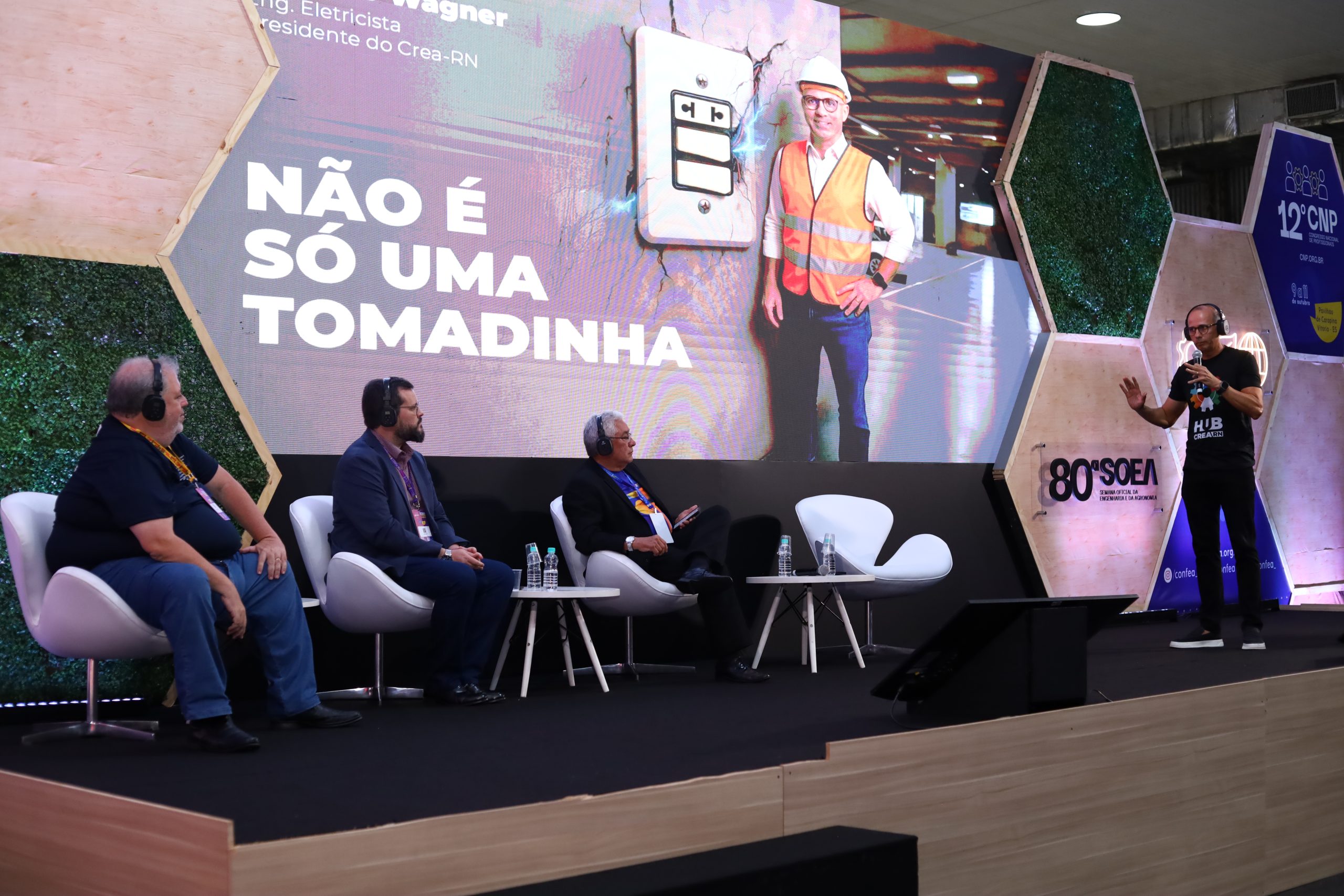 Presidente do Crea-PE, eng. eletric. Roberto Wagner Costa