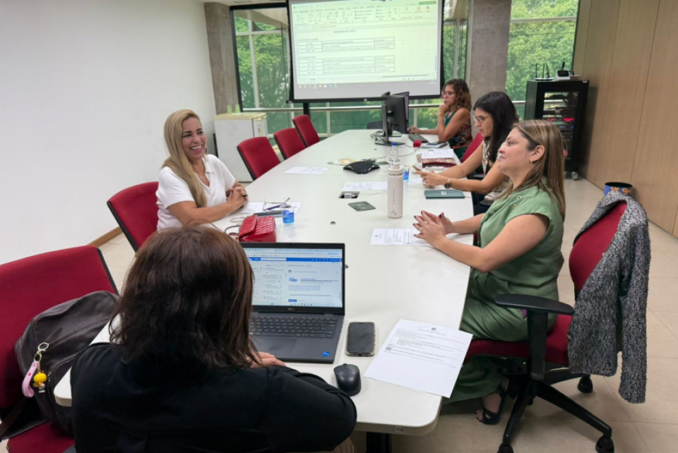 3º Encop: planejamento estratégico e uniformização do Programa Mulher
