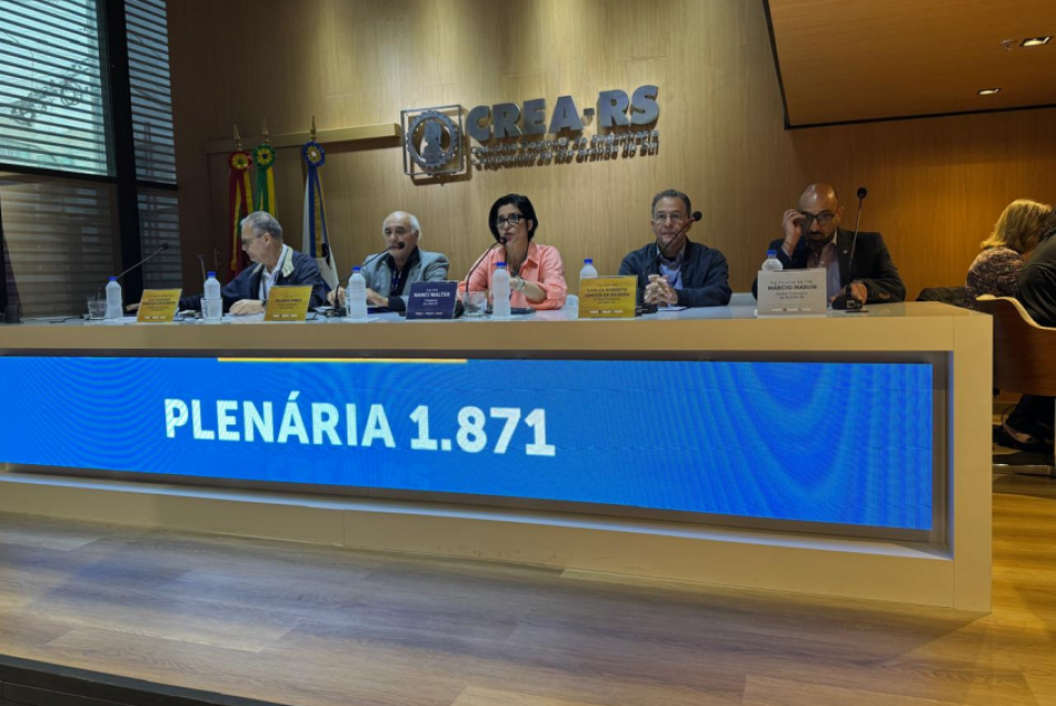 Plenária do CREA-RS reúne mais de 100 conselheiros