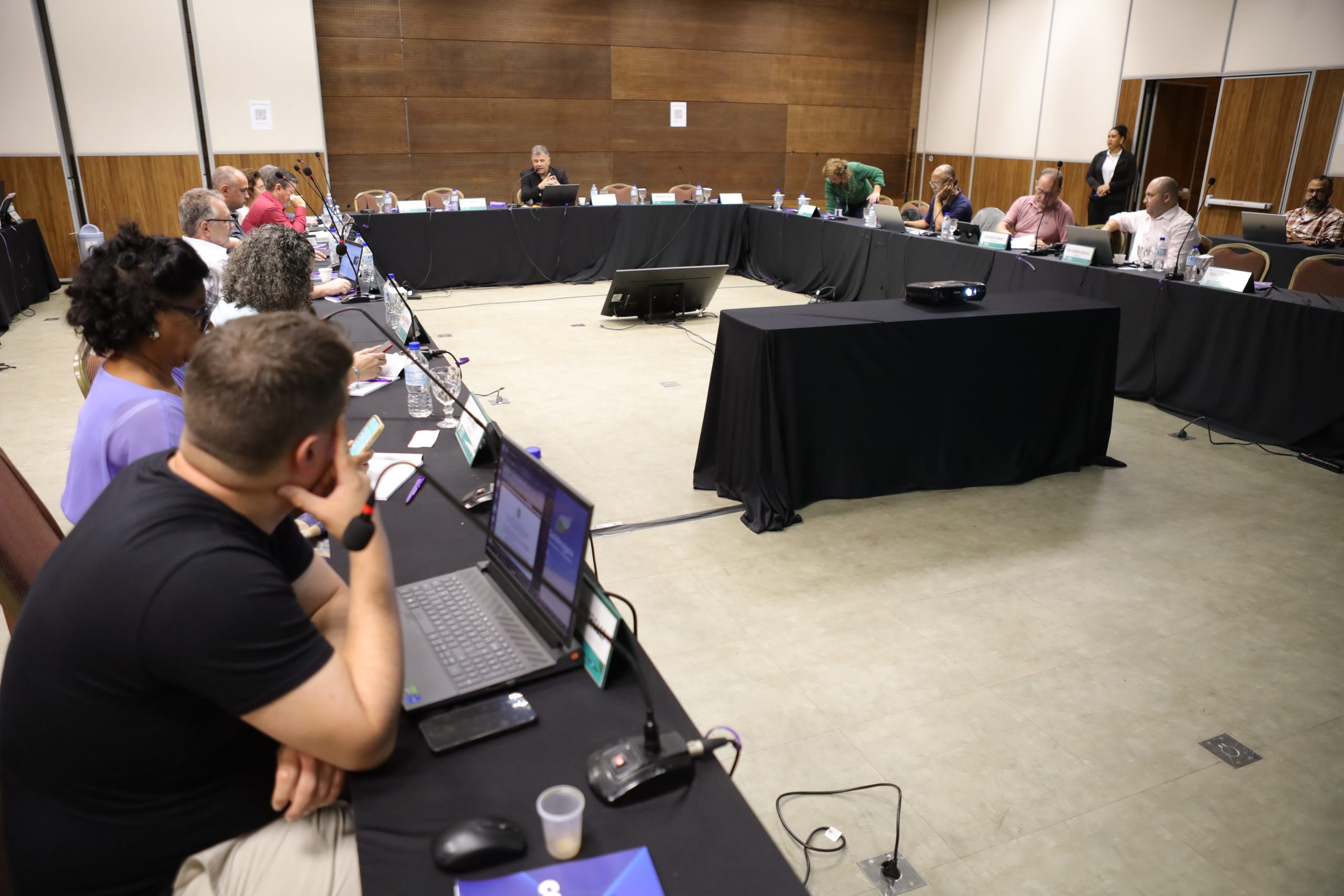Trabalhos da CCEEAGRI se encerraram em 2025, após quarta reunião ordinária em Brasília