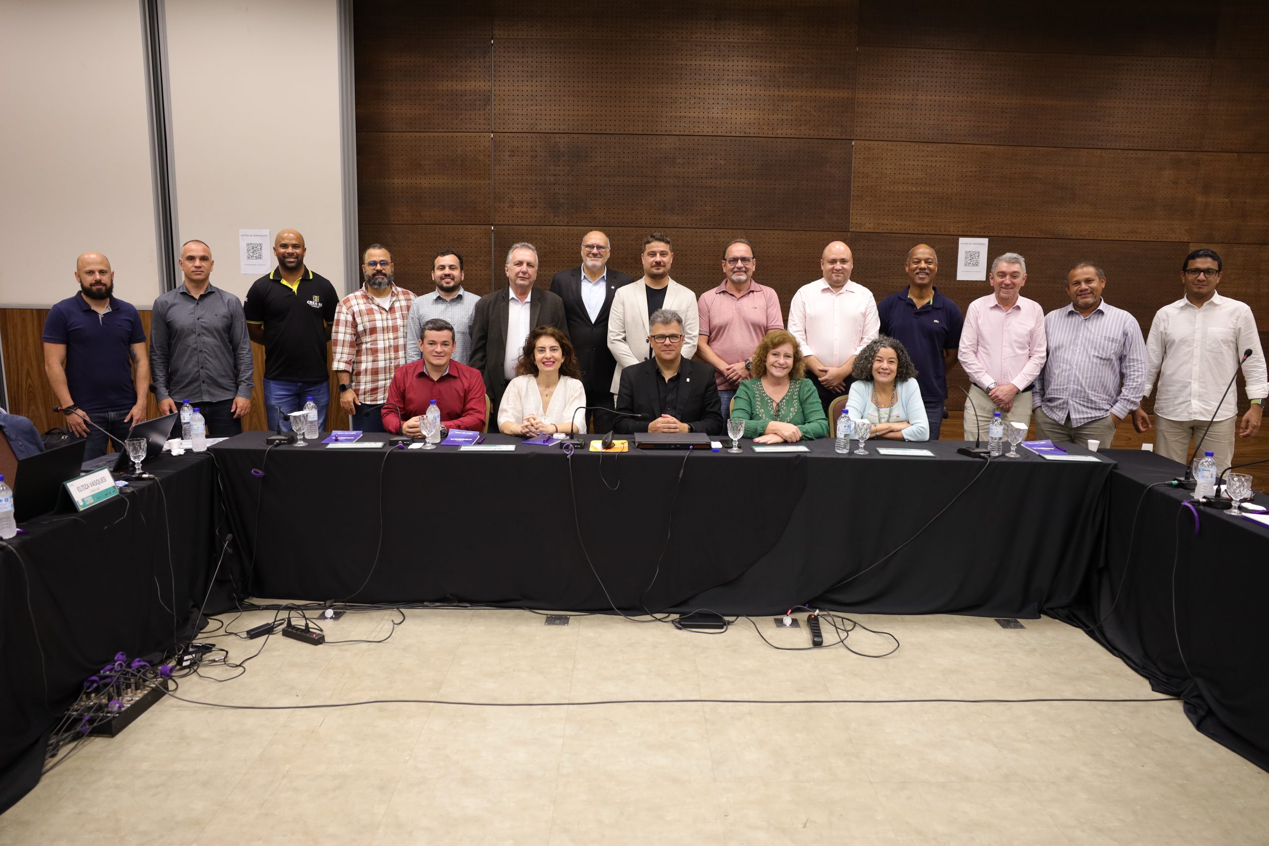 Participantes reunidos em Brasília