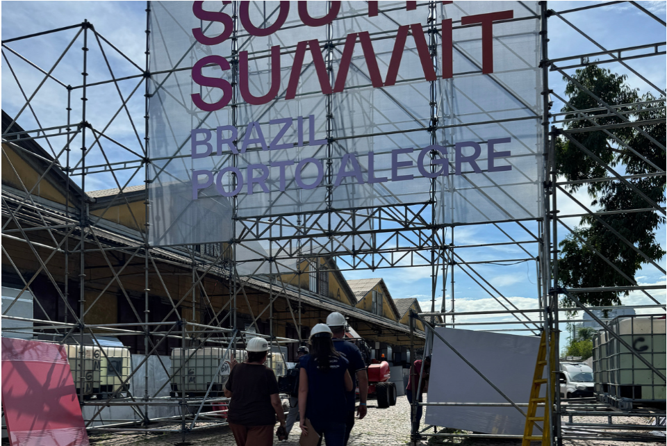 CREA-RS fiscaliza montagem do South Summit Brazil