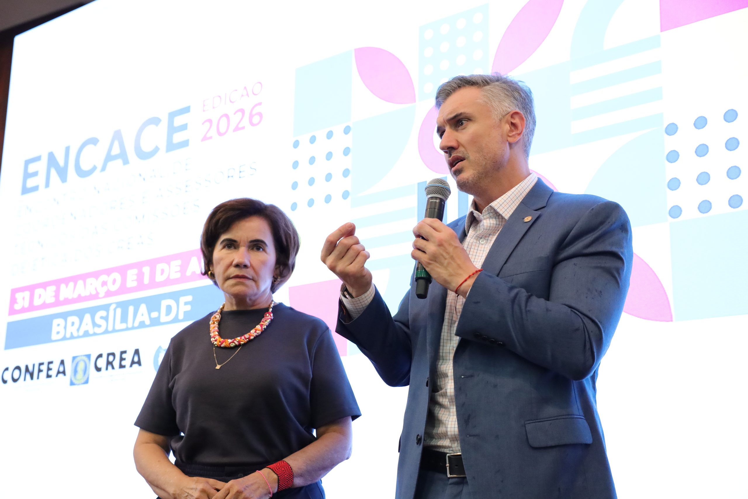 Presidente Vinicius Marchese e a coordenadora da CEEP, eng. agr. Giucélia Figueiredo: nova plataforma garante a eficiência na fiscalização de processos éticos