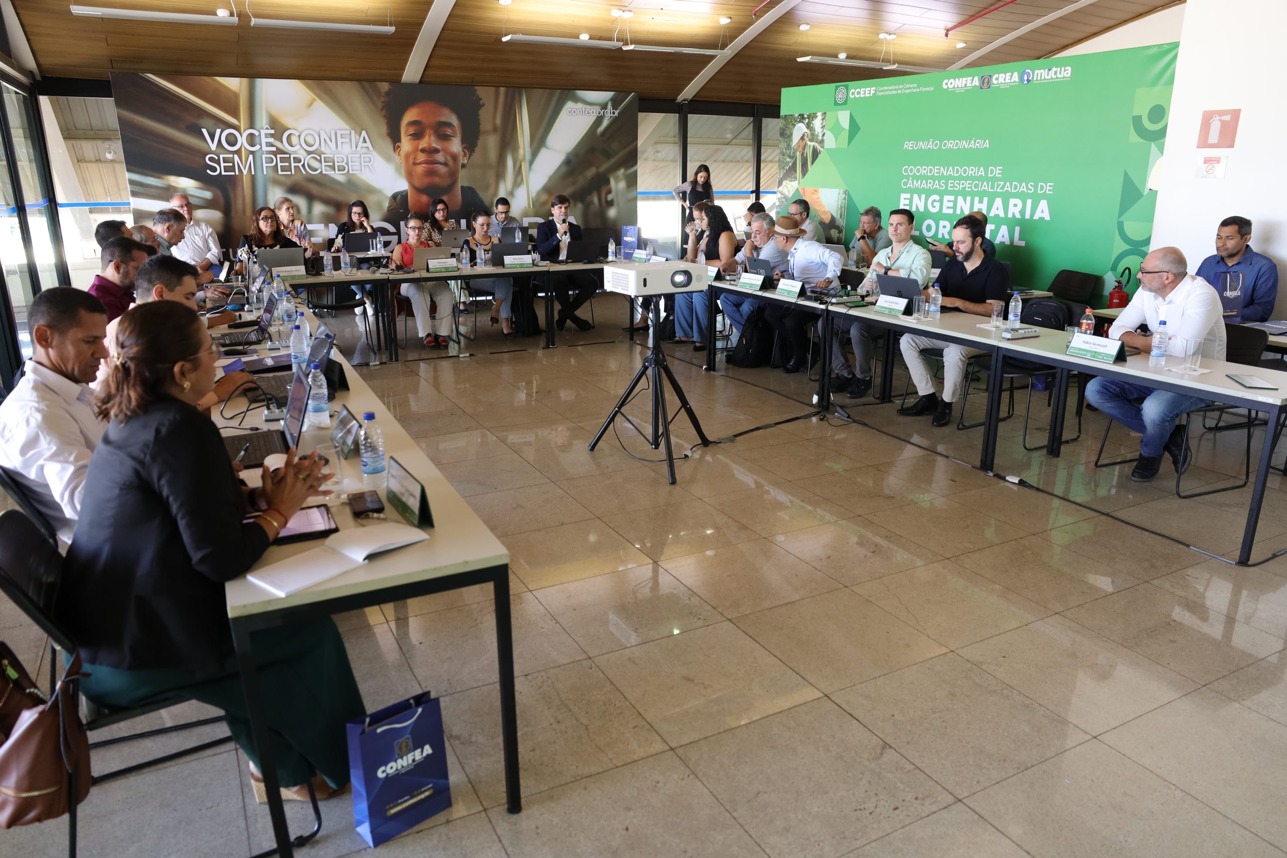Com a participação do gerente de Relação com o Profissional e Fiscalização, Igor Fernandes, reunião avançou bastante também por meio da atuação dos grupos de trabalho