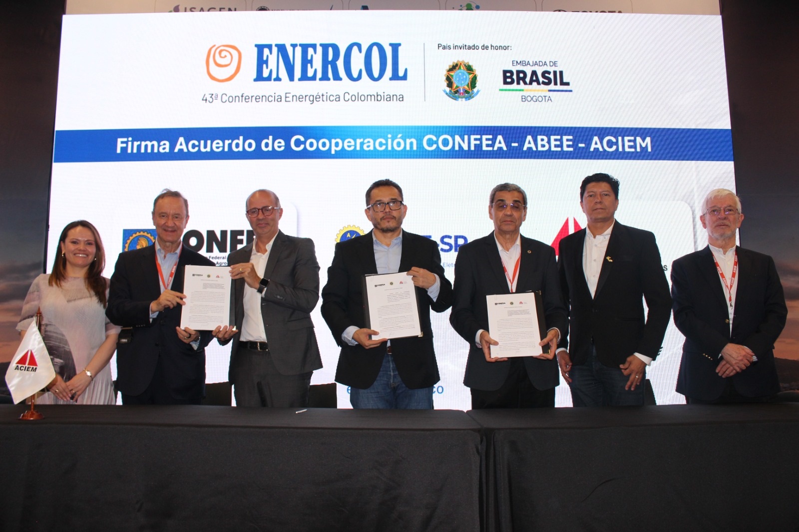 Celebra&ccedil;&atilde;o do Acordo Marco de Coopera&ccedil;&atilde;o T&eacute;cnica e Institucional entre Confea, ABEE Nacional e Aciem