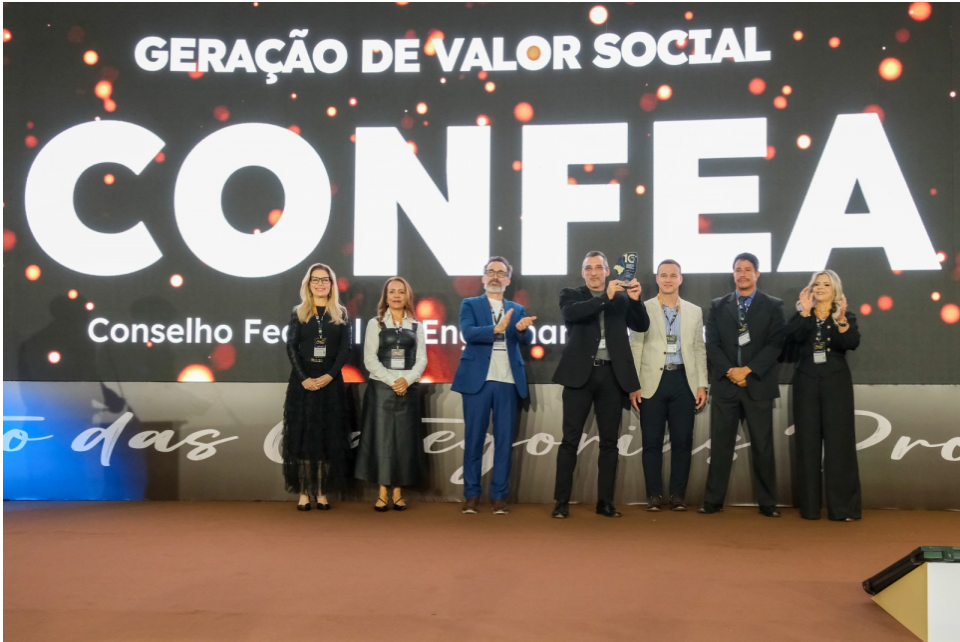 Infra-BR é premiado durante a Conferência dos Conselhos Profissionais